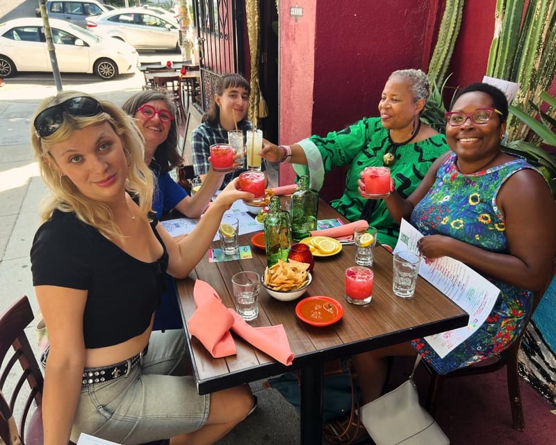 3-Hour Guided Food Walking Tour in Silver Lake