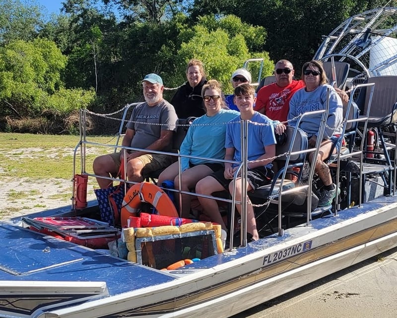 5-Hour Peace River Airboat Fossil Hunting Tour