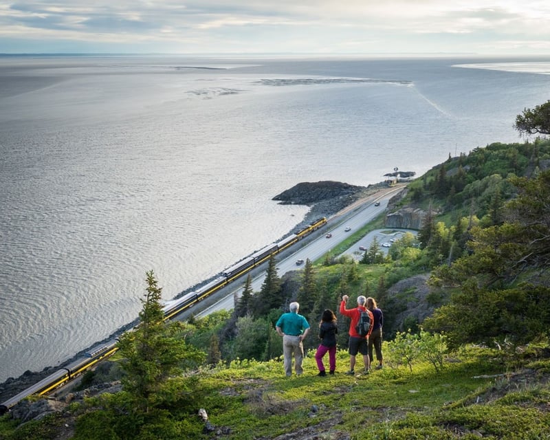 Guided Private Hike in Chugach State Park From Anchorage