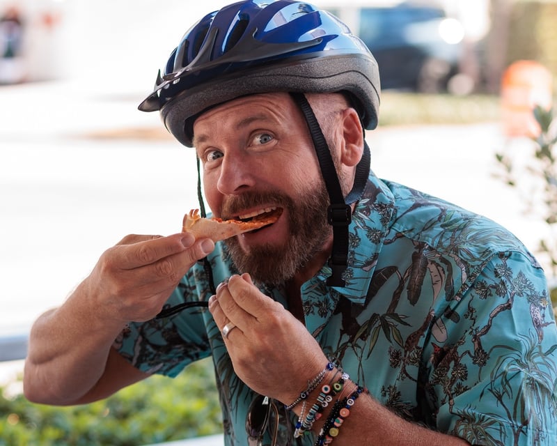 Art Deco Bike & Food Tour in Miami Beach