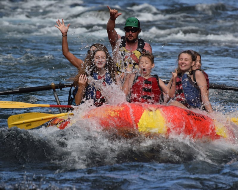 Half-Day McKenzie River Whitewater Rafting