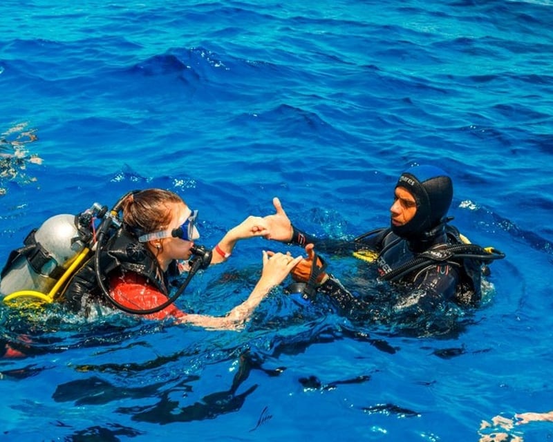 Beginner Scuba Diving With 2 Boat Dives in Puerto Vallarta