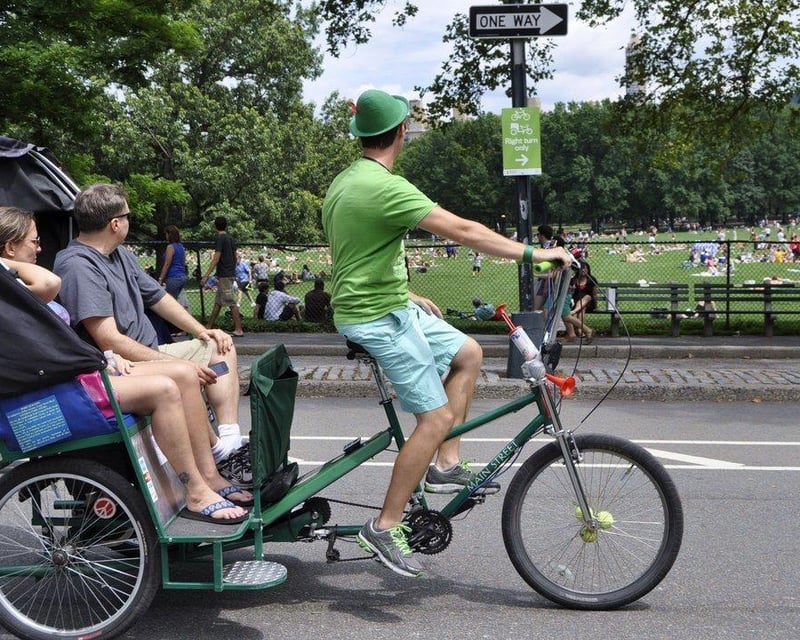 Central Park Pedicab Tour with Bethesda Fountain & Bow Bridge