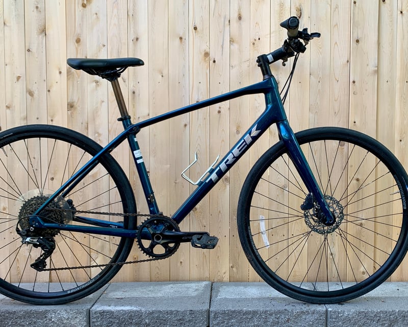 Ride a Carbon Fiber Hybrid Bike 1-Day Rental