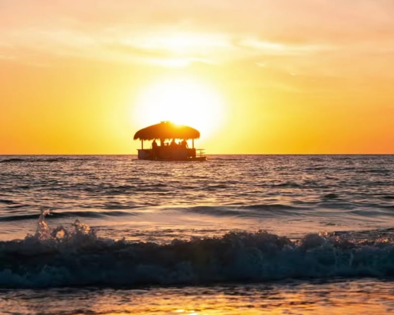 Private Sunset Tiki Bar Cruise in St. Petersburg