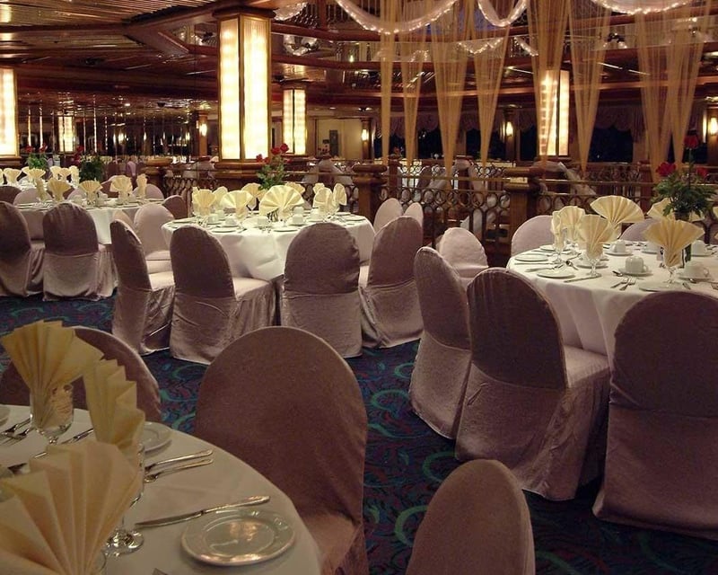 4-Course Dinner Cruise from Perth Amboy, NJ