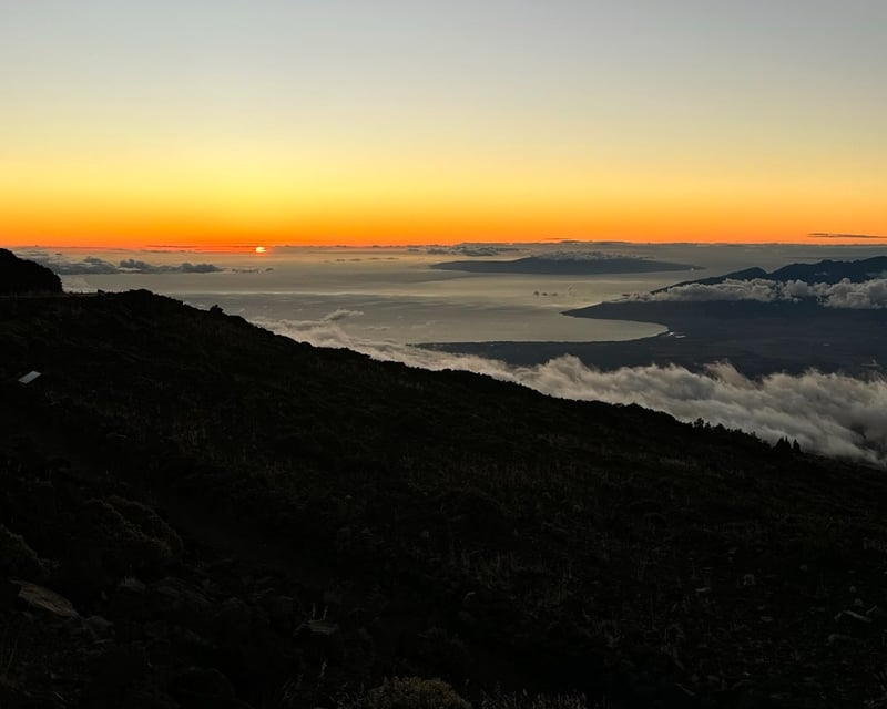 Maui Rainforest to Sunset Guided Tour