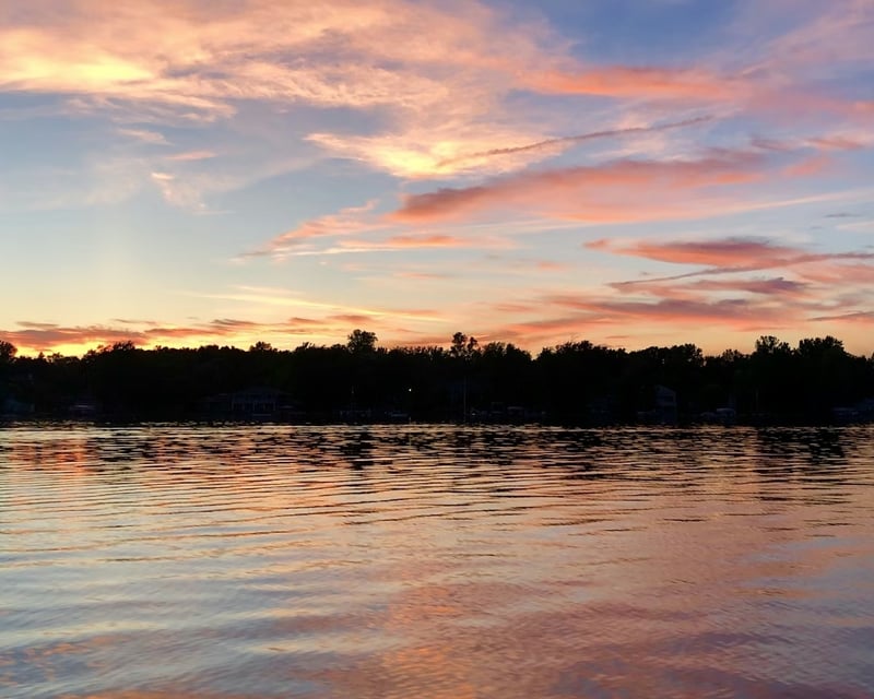 2-Hour Private Clear Lake Cruise
