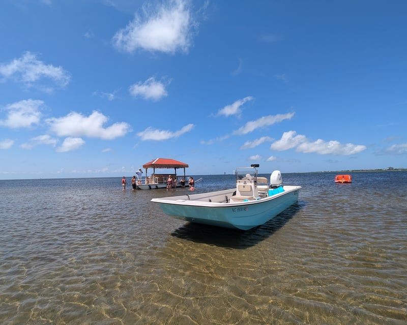 Sandbar Party Cruise & Tubing in Salvo