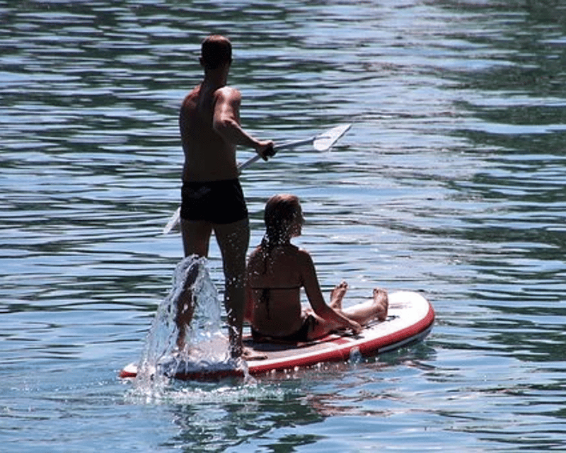 Full-Day Large Paddleboard Rental in Fort Pierre, SD