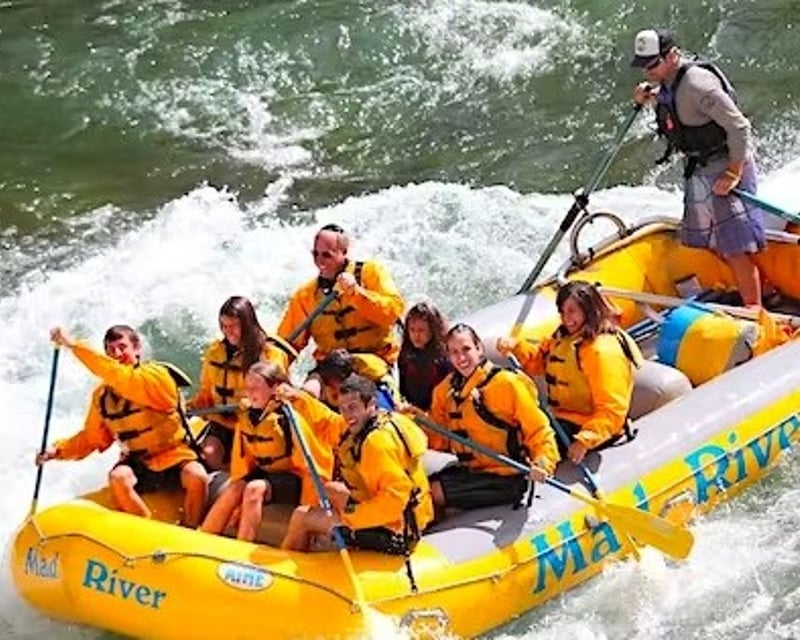 Snake River Canyon Whitewater Rafting Tour