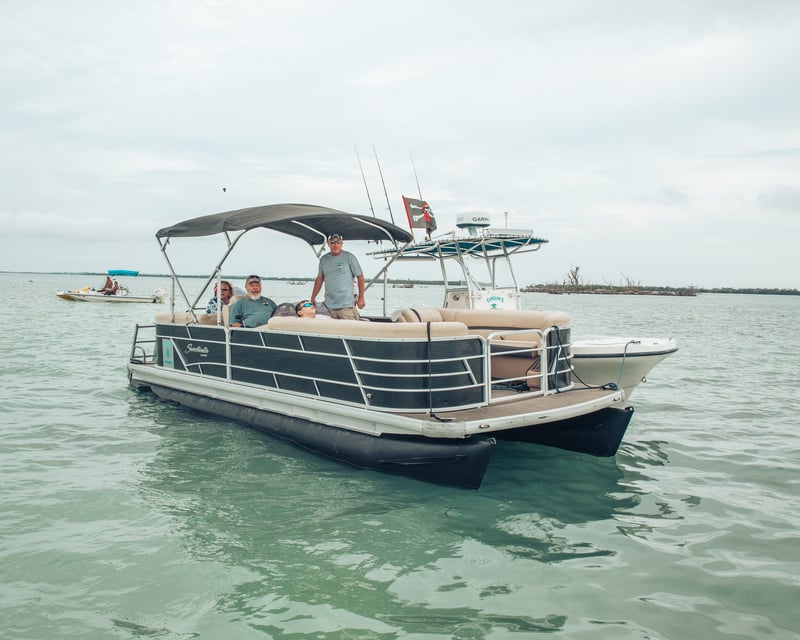 Multi-Day 24' Pontoon Boat Rental in Marathon, FL