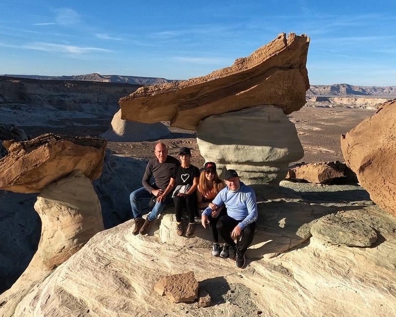 Off-Road Hoodoos & Caves Tour in Page, Arizona