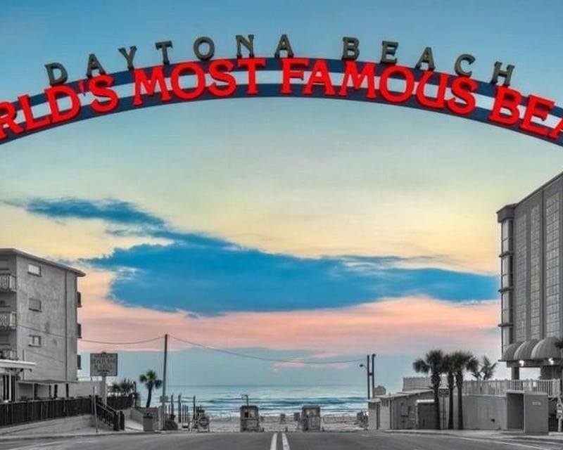 Guided E-Bike Tour of Historic Daytona Beach
