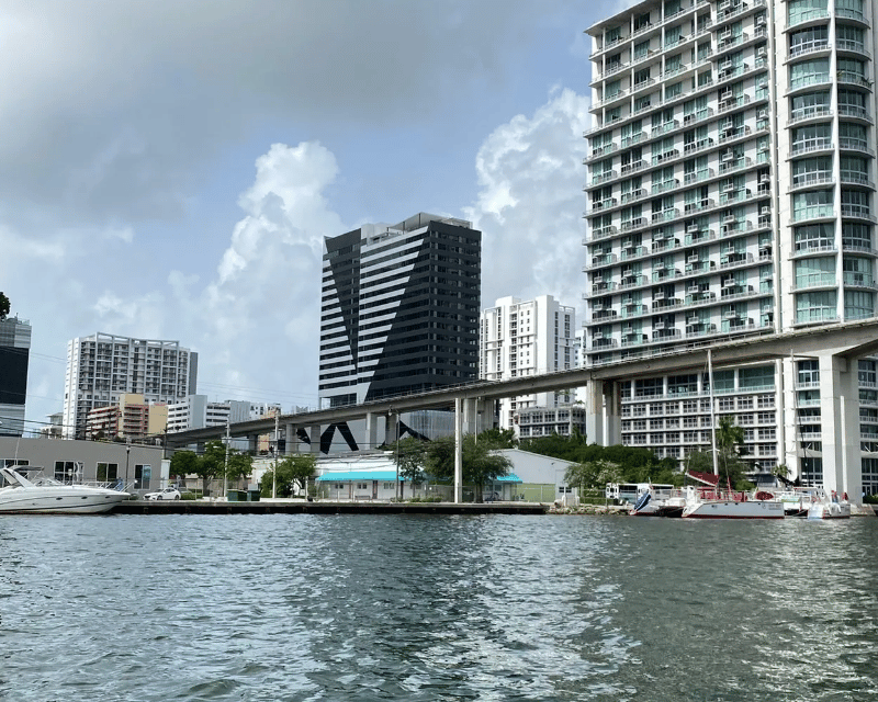 Miami Biscayne Bay 8-Hour Boat Charter