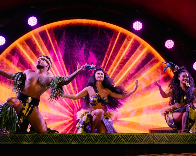 Same-Day Luau with Dinner & Polynesian Show in Honolulu