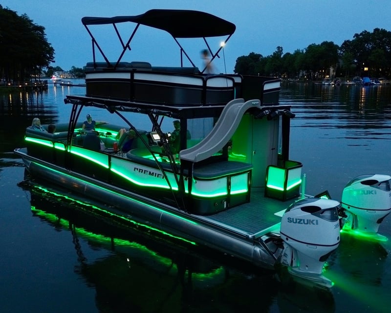 Private Sunset Pontoon Cruise on Lake Norman
