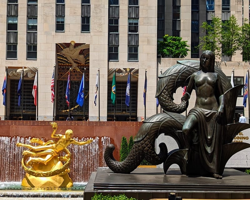 Explore Midtown Manhattan Art & Architecture Walk