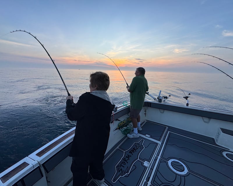 5-Hour Fishing Charter in Winthrop Harbor