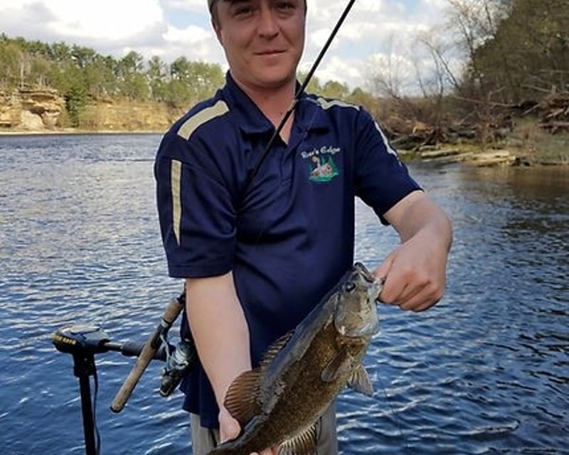 Wisconsin River Fishing Boat Rental in Wisconsin Dells