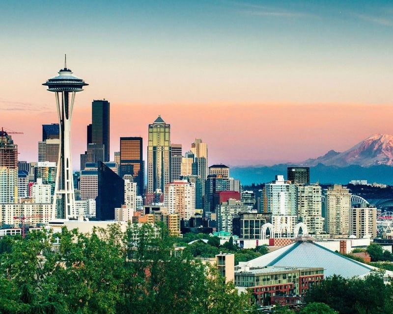 Snoqualmie Falls & Seattle Highlights Full-Day Tour