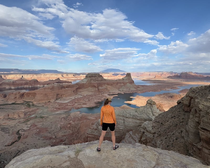 Explore Alstrom Point 4WD Tour in Glen Canyon