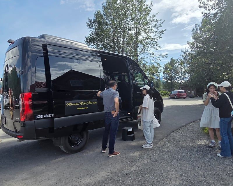 Custom Van Tour of Southcentral Alaska