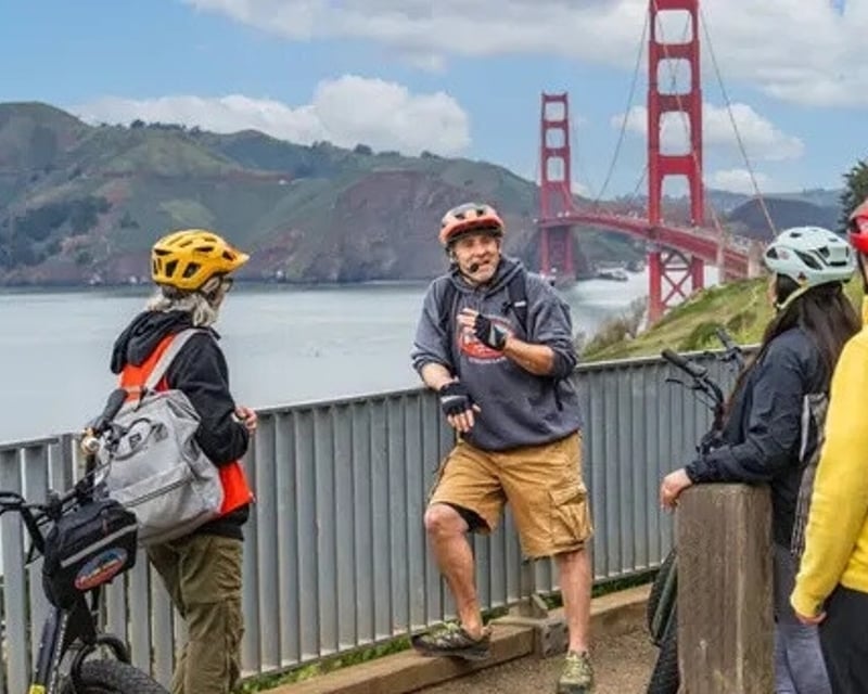Private Golden Gate Bridge Bike Tour to Sausalito