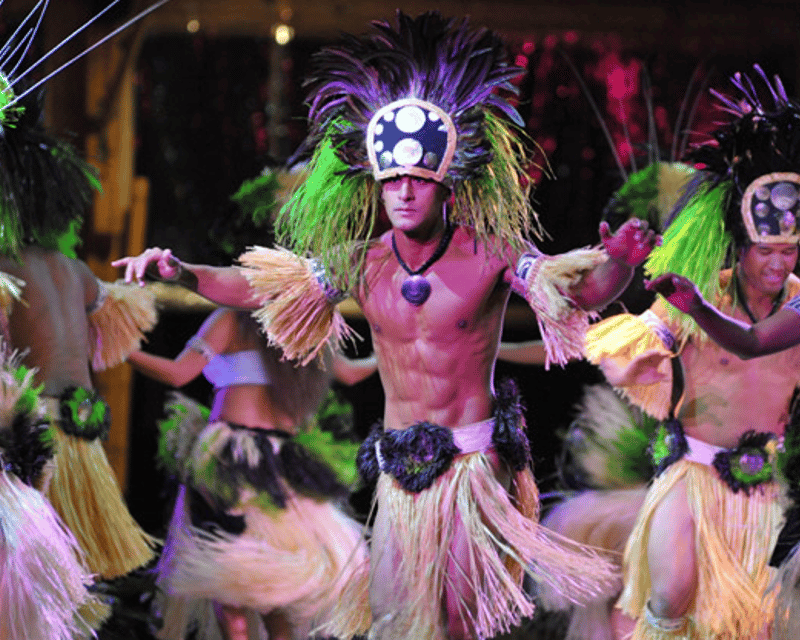 Kauai Luau With Fire Knife Dancing