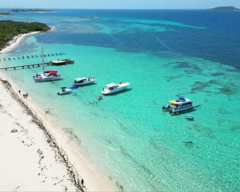 Guided Snorkeling Cruise to Icacos Island