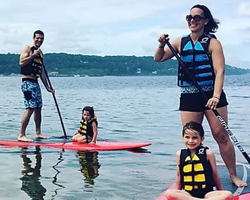 1-Hour Paddle Board Lesson at Spermaceti Cove