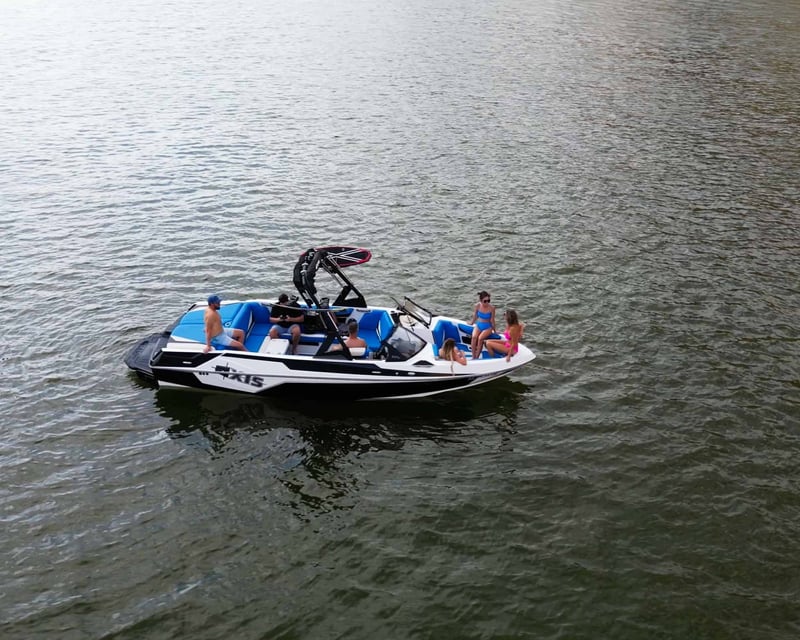 23' Wake Surf Boat Rental in Apache Junction