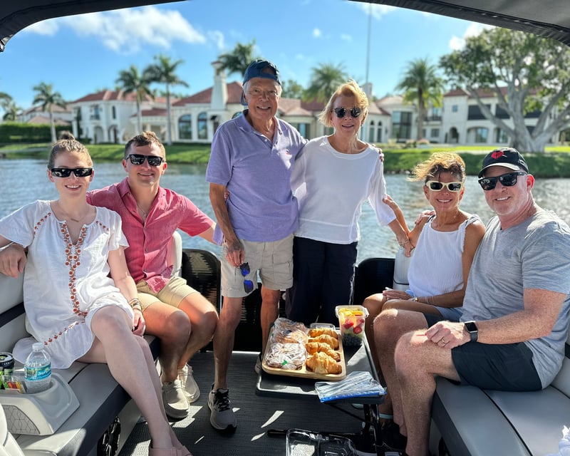 Cruise Naples Bay & Port Royal on a 2-Hour Tritoon