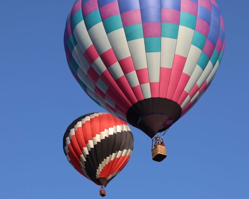 Sunrise Hot Air Balloon Flight Over Sioux Falls