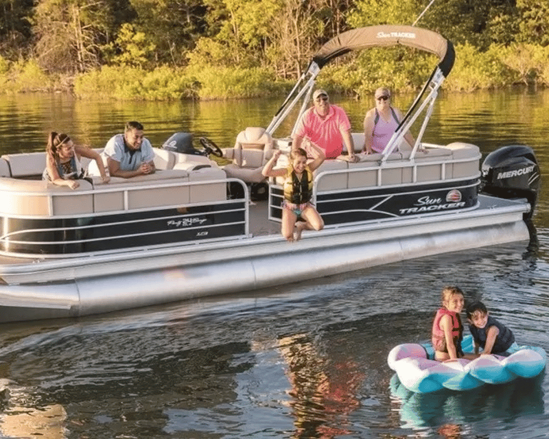 24' Pontoon Boat Rental in Crystal River
