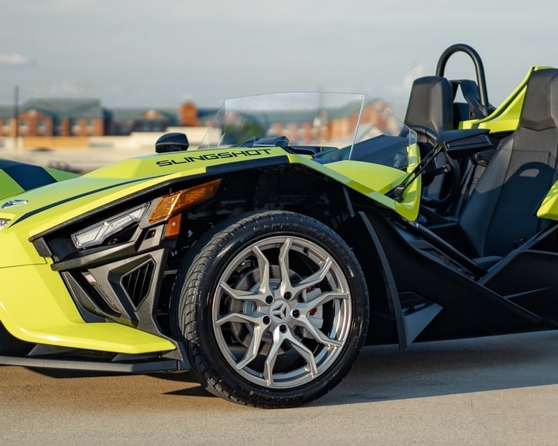 4-Hour Slingshot Rental in Arlington