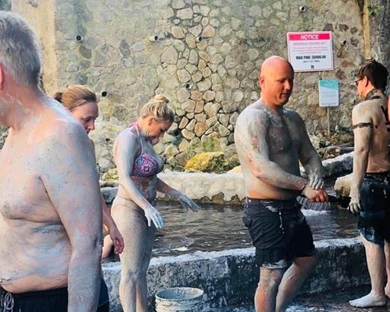 Private St Lucia Speedboat Tour to Soufriere Mud Bath