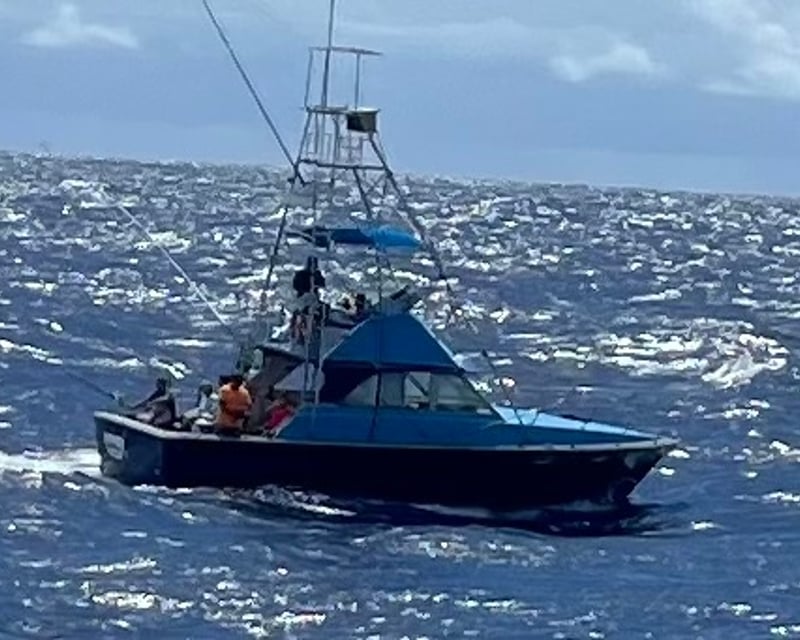 Lihue Deep Sea Fishing Charter Aboard 35' Bertram