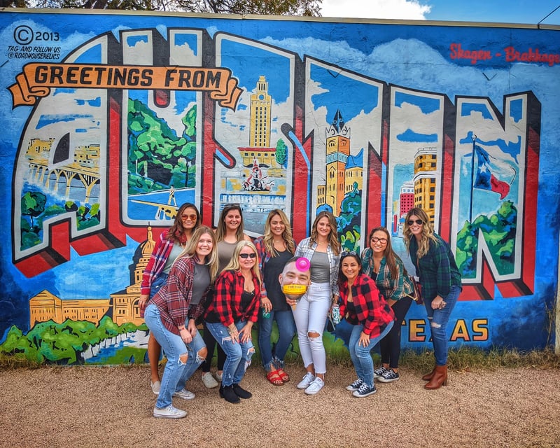 Private Weird Austin City Tour with Live Musician