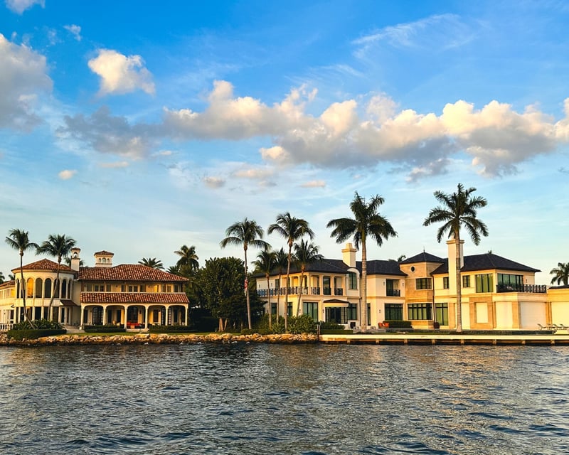 Millionaires Row Canal Boat Tour in Fort Lauderdale