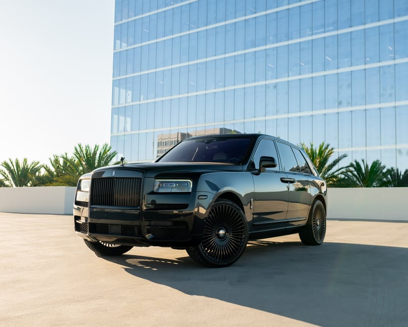 Rolls-Royce Cullinan SUV Rental in Huntington Beach
