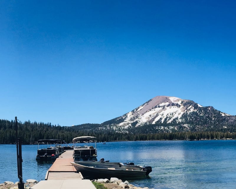 Up to 6-Hour Pontoon & Motor Boat Rentals on Lake Mary