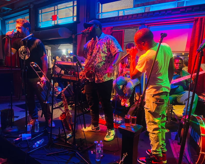 Frenchmen Street Live Music Pub Crawl in New Orleans