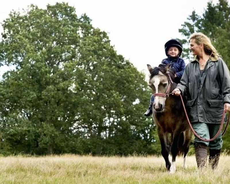 Guided Pony Trail Ride for Ages 3-5 in Palos Verdes Estates