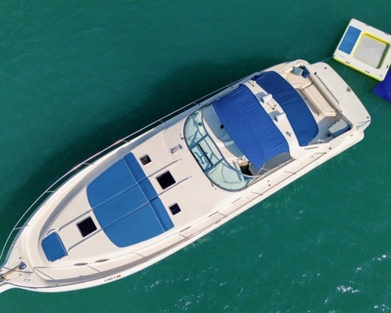 Cruise Miami on a Private Yacht Charter