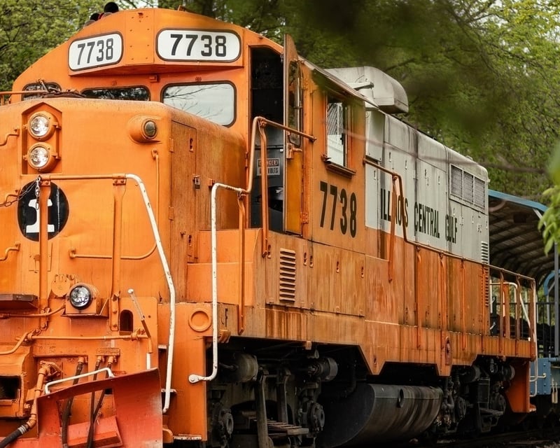 Scenic Kentucky River Train Ride in Versailles, KY