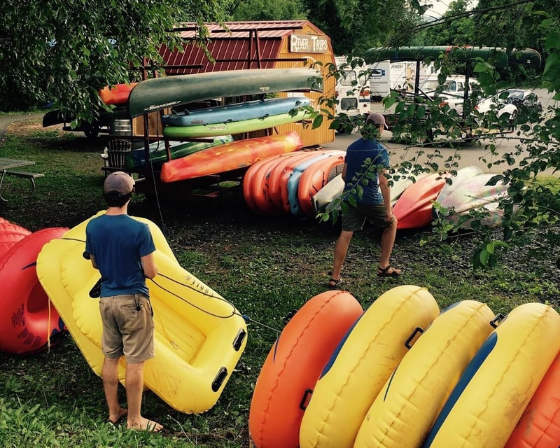 Kayak & Canoe Rental in Round Rock for the Day