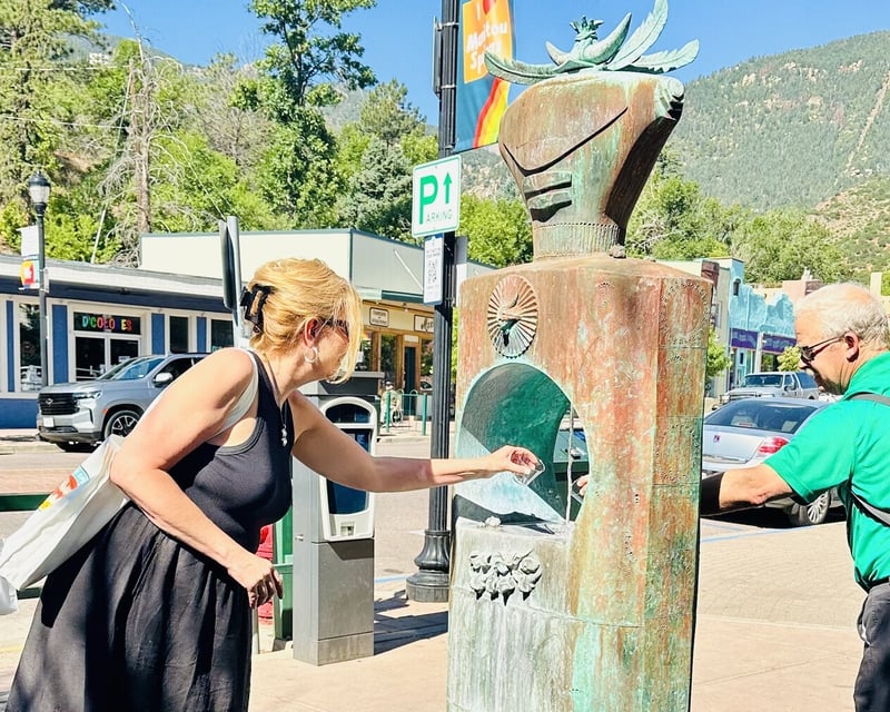 Food & Mineral Spring Tasting Tour in Manitou Springs