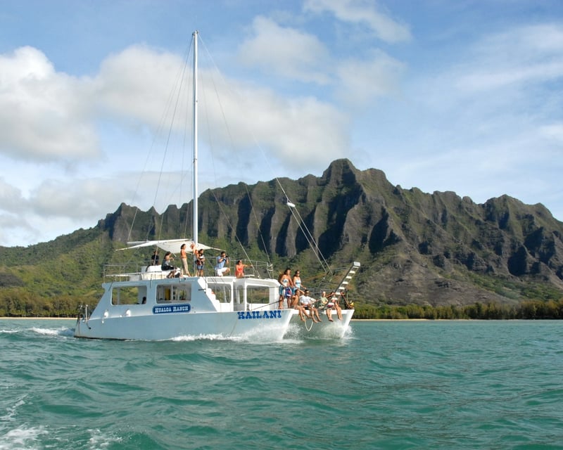 Kualoa Ranch Catamaran & Ancient Fishpond Tour