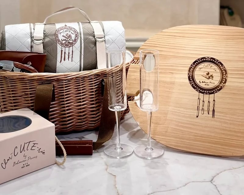 Build-Your-Own Picnic Basket Rental in Central Park